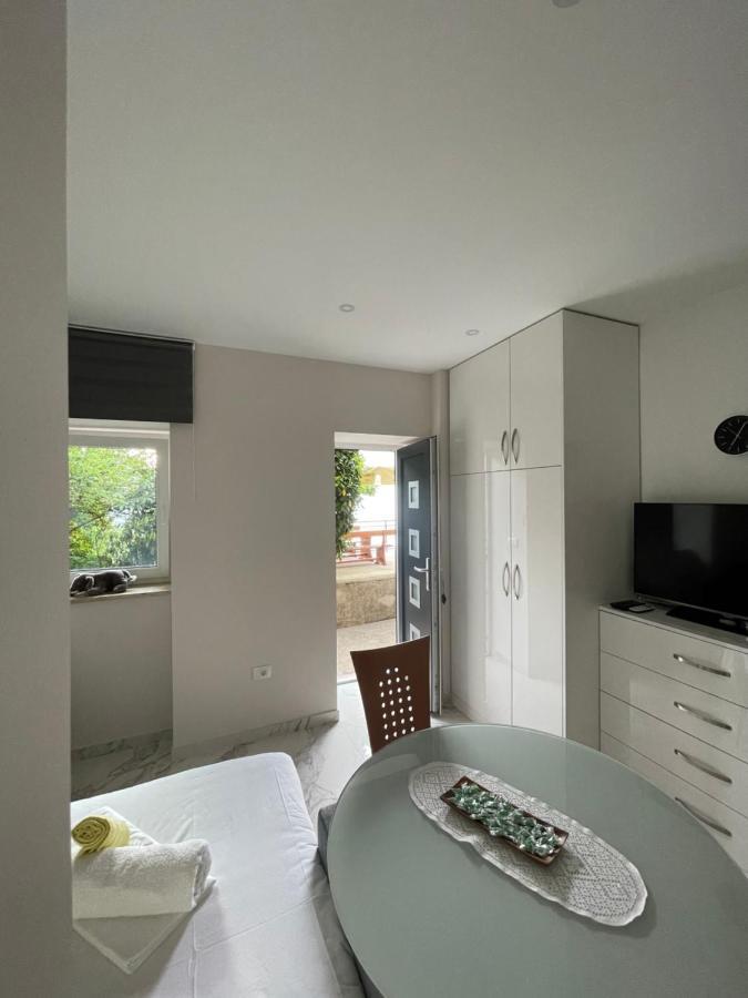 Apartment Nikola Matulji Esterno foto